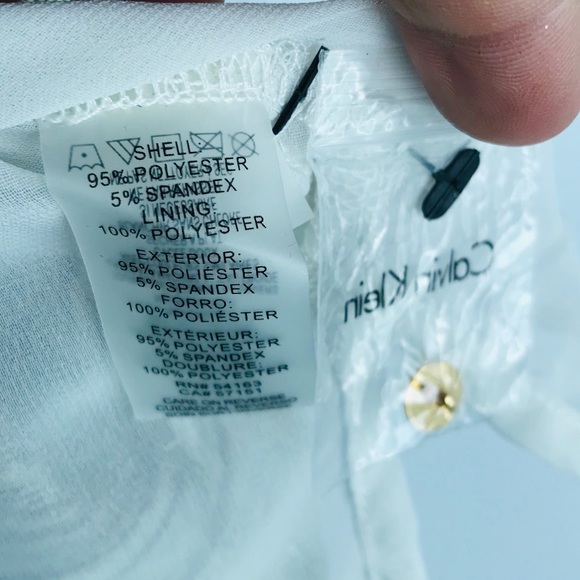 Calvin Klein | Gold Metallic Sleeveless Top Size M - Picture 6 of 6